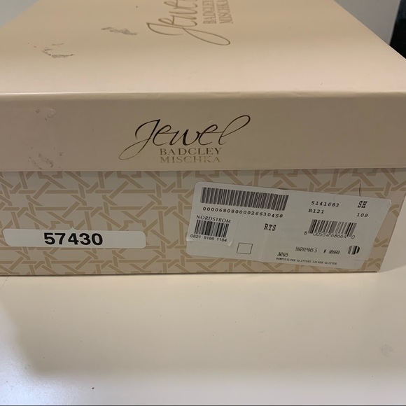 Brand NEW Jewel Badgley Mischka Heels - Picture 7 of 10
